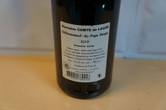3 fl.  COMTE DE LAUZE CHATEANNEUF DU PAPE 2019
