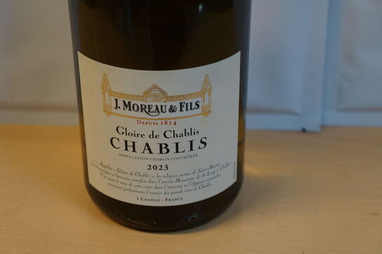 3 fl.  CHABLIS J. MOREAU & FILS 2023