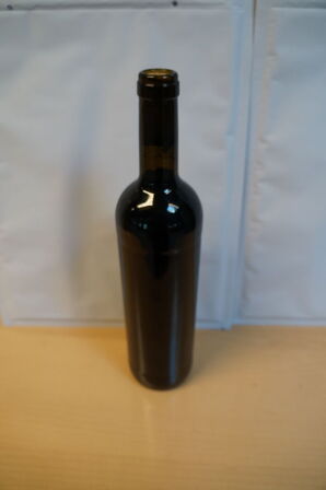 3 fl.  UKENDT VIN