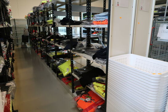 16 stk. lagerreoler uden indhold