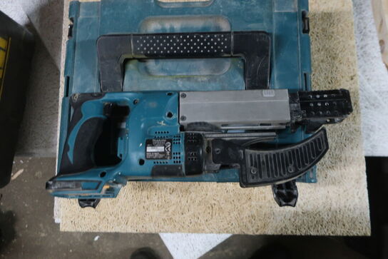 Gipsskruemaskine MAKITA DFR550