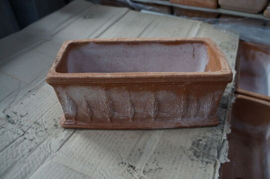 Palle med diverse potter