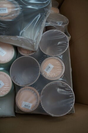 Palle med diverse potter