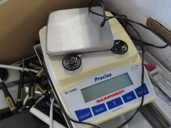 Palle med rester fra TC ELECTRONIC