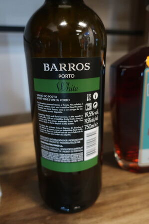 1 fl. hvid portvin, Barros Porto 
