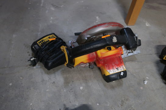 Håndrundsav DEWALT DCS391 med lader