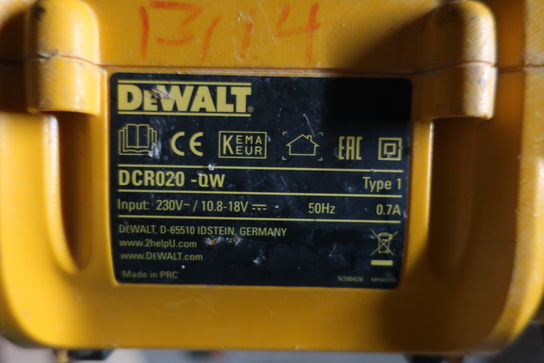 Radio DEWALT DCR020