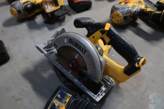 Håndrundsav DEWALT DCS391 med lader