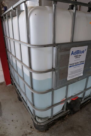 Tank med ADBLUE Ca. 400L