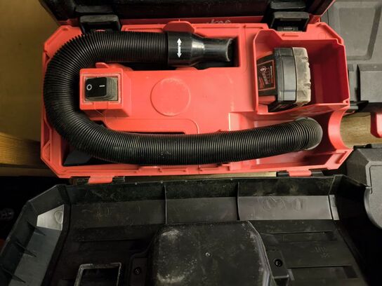 Støvsuger MILWAUKEE M18