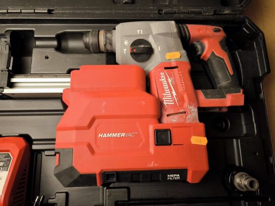 Borehammer med Hammervac M18 med oplader og kasse