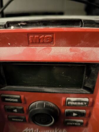 Arbedsradio DAB MILWAUKEE M18