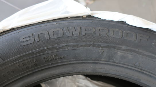 Vinterdæk NOKIAN TYRES 235/55R19 105V