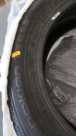 Vinterdæk NOKIAN TYRES 235/55R19 105V