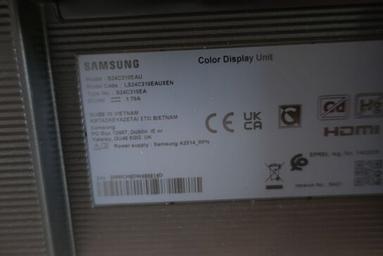 2 stk. 24" SAMSUNG skærme samt tastatur