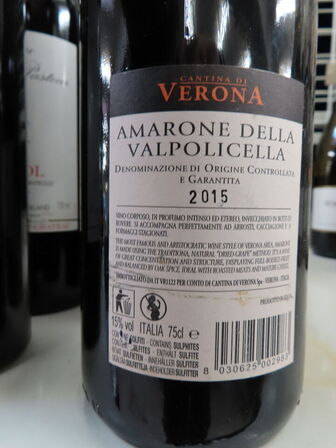 2 fl. rødvin, CANTINA DI VERONA Amarone deller valpolicella 2015