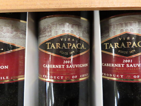 3 fl. rødvin, TARAPACA Cabernet Sauvignon 2001