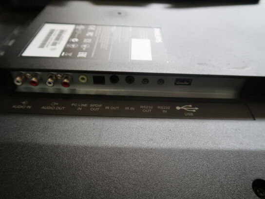 46" TV PHILLIPS BDL4620QL (uden fjernbetjening)