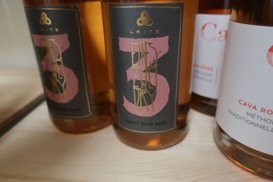 9 fl. Rosévin CASTELL DE SANT PAU, LEITZ Eins Zwei Dry