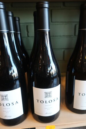 3 fl. Rødvin TOLOSA Pinot Noir 2018