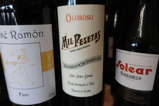2 fl. Sherry OLOROSO MIL RESETAR