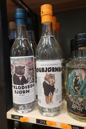 3 fl. Brændevin RØGBJØRNEN
