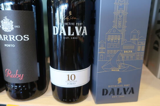 2 fl. Portvin DALVA Distinctive Port 10 Years Old Porto
