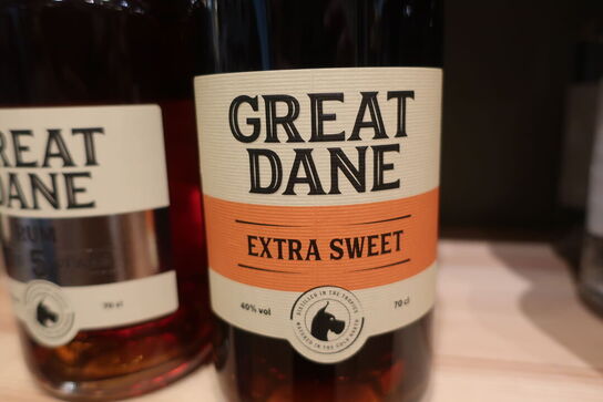 1 fl. Rom GREAT DANE Extra Sweet