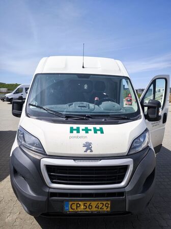 Varebil PEUGEOT Boxer Van 2.2 Bluehdi 140 Hk L3h2