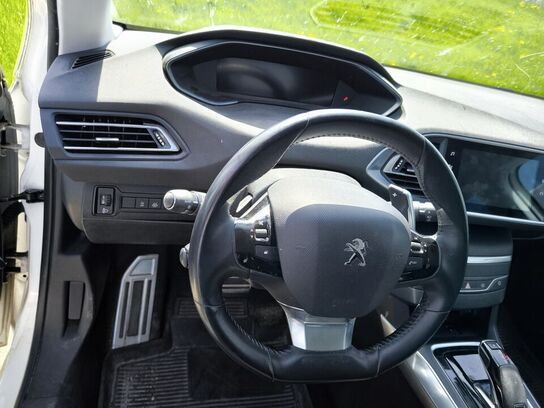 Varebil PEUGEOT 308 Van Bluehdi 130 5d Eat8