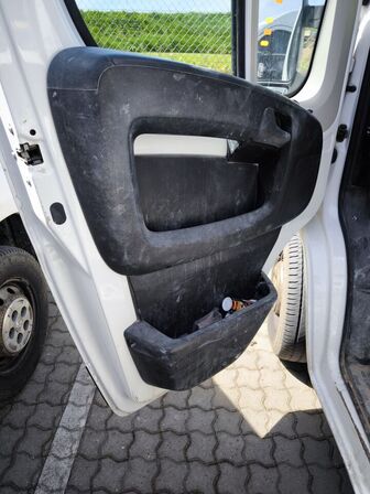 Varebil PEUGEOT Boxer Van 2.2 Bluehdi 140 Hk L3h2