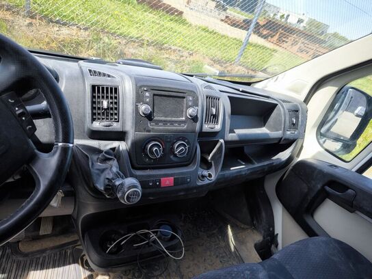 Varebil PEUGEOT Boxer Van 2.0 Hdi 130 Hk L3h2