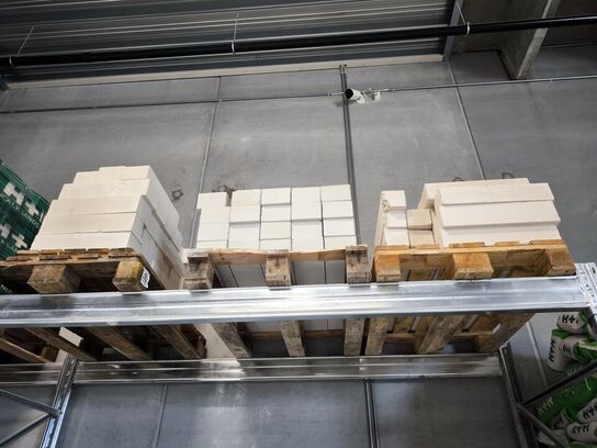 3 stk. paller med betonelementer