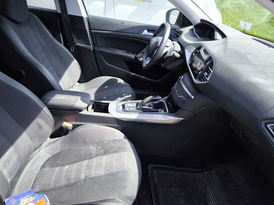 Varebil PEUGEOT 308 Van Bluehdi 130 5d Eat8