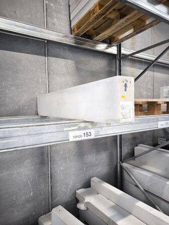4 stk. paller med betonelementer