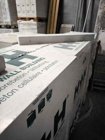 3 stk. paller med betonelementer