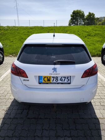 Varebil PEUGEOT 308 Van Bluehdi 130 5d Eat8