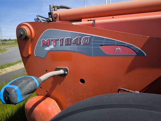 Teleskoplæsser SCANTRUCK MANITOU MT 1840 A