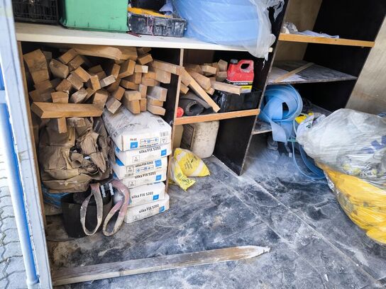 10 fods container med indhold