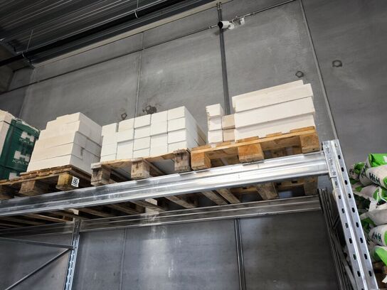 3 stk. paller med betonelementer