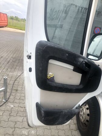 Varebil PEUGEOT Boxer Van 2.2 Hdi 130 Hk 330 L2h1