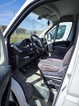 Varebil PEUGEOT Boxer Van Bluehdi 140 Hk L3h2
