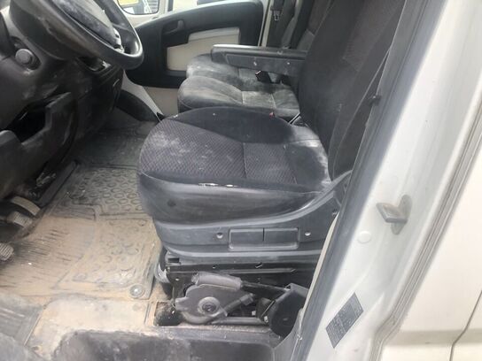 Varebil PEUGEOT Boxer Van 2.2 Hdi 130 Hk 330 L2h1