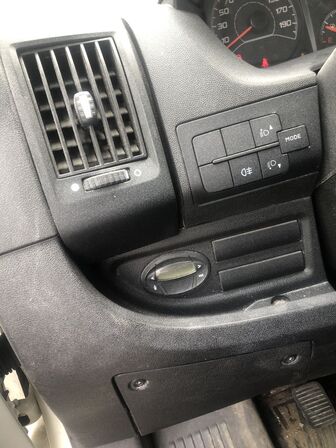 Varebil PEUGEOT Boxer Van 2.2 Hdi 130 Hk 330 L2h1