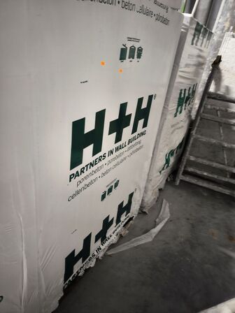 3 stk. paller med betonelementer