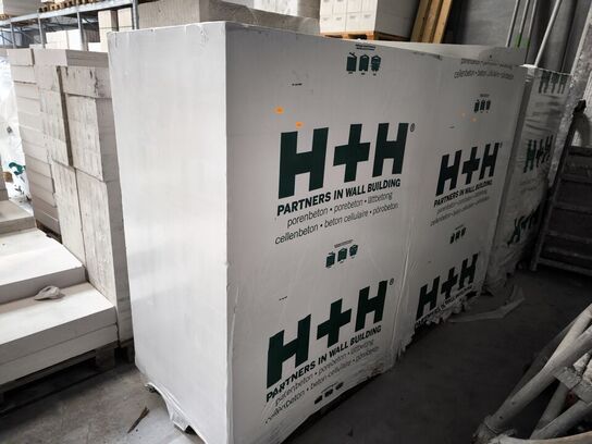 3 stk. paller med betonelementer