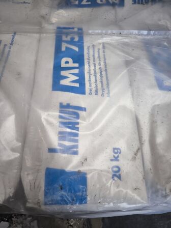 Palle med gipspuds KNAUF MP 75 L