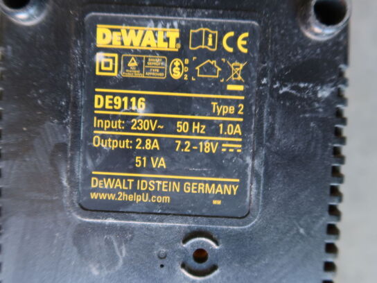 Dewalt Radio, fugepistol, lader og batteri (momsfri)