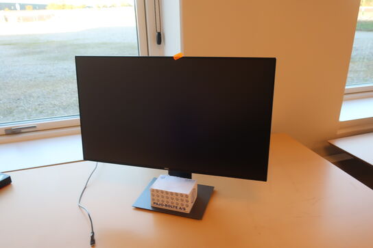 Computerskærm DELL U2419H med dockingstation LENOVO Thinkpad Thunderbolt 3