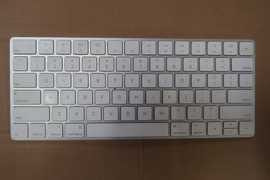 Apple keyboard A1644/Mouse A1535